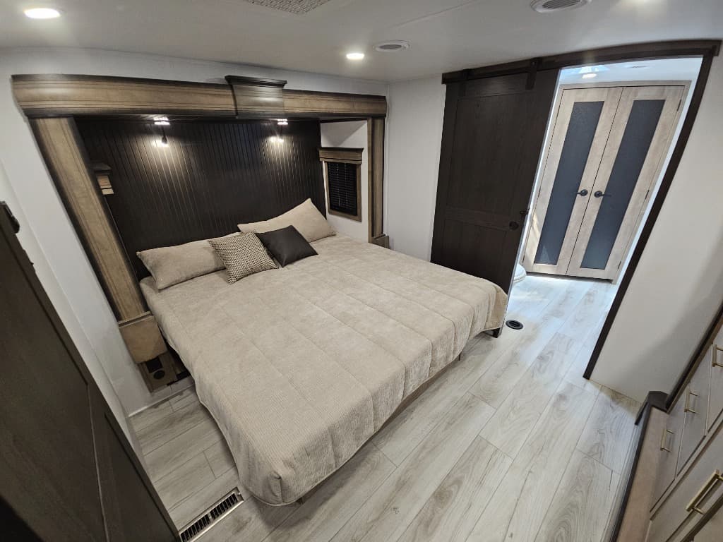 2026 Keystone RV 2026 Keystone RV Montana - thumbnail 38