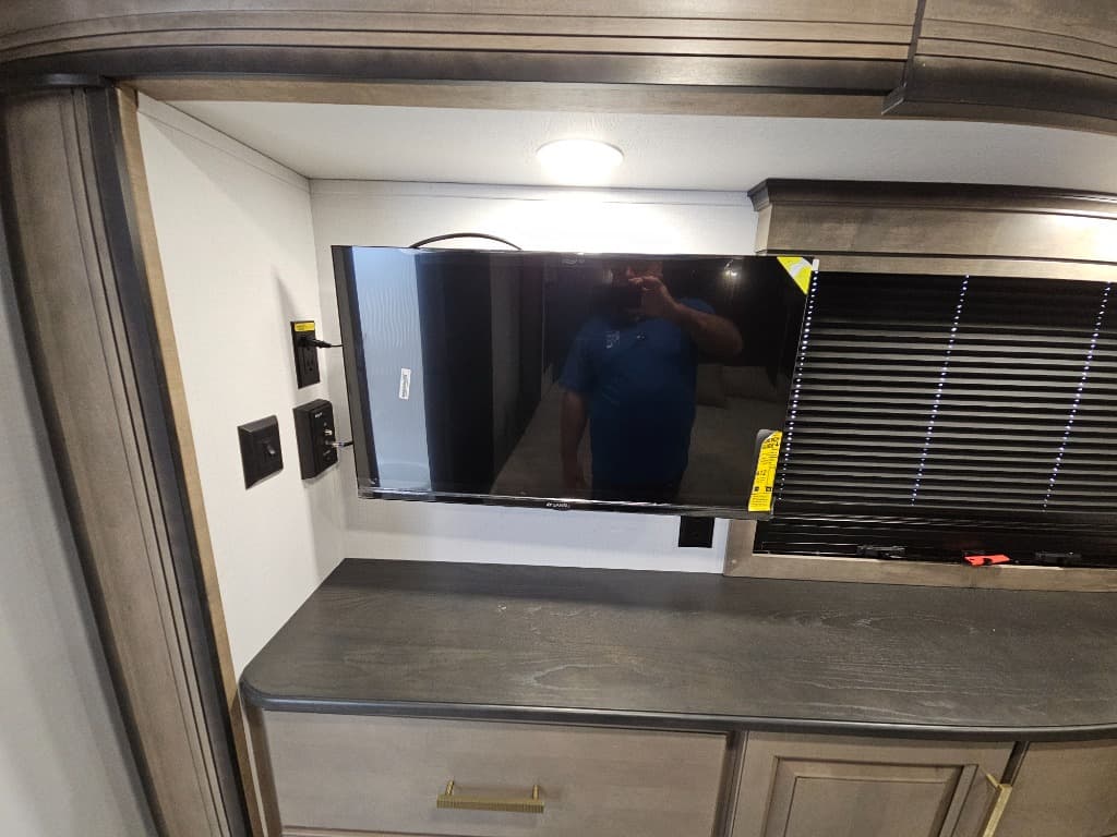 2026 Keystone RV 2026 Keystone RV Montana - thumbnail 41