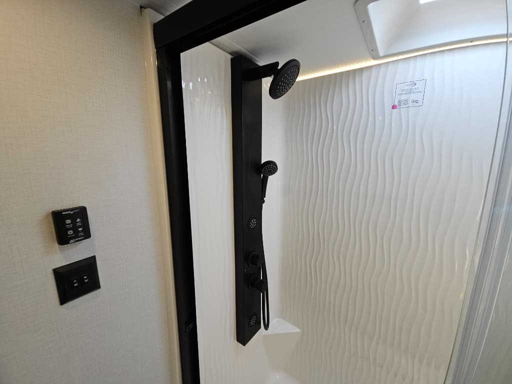 2026 Keystone RV 2026 Keystone RV Montana - thumbnail 45