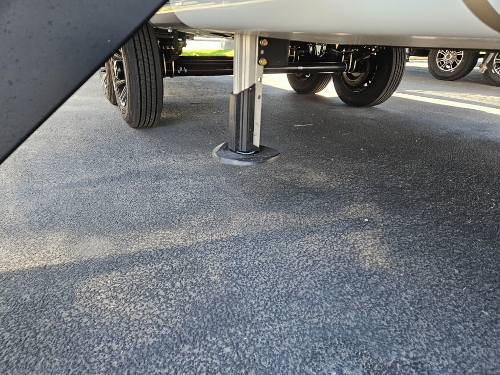 2026 Keystone RV 2026 Keystone RV Montana - thumbnail 58