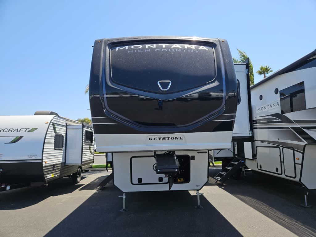 2026 Keystone RV 2026 Keystone RV Montana High Country - thumbnail 7