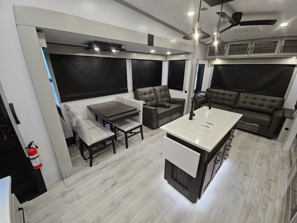 2026 Keystone RV 2026 Keystone RV Montana High Country - thumbnail 23