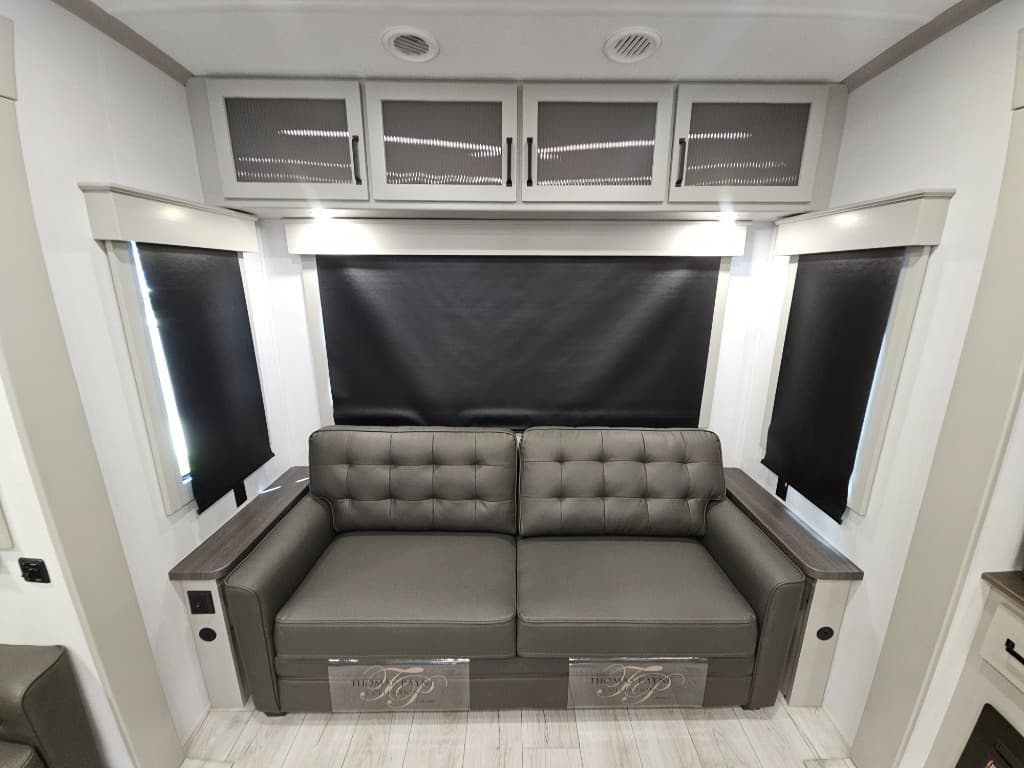 2026 Keystone RV 2026 Keystone RV Montana High Country - thumbnail 29