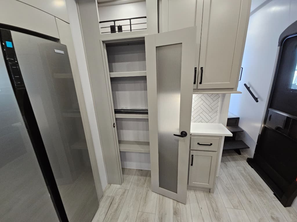 2026 Keystone RV 2026 Keystone RV Montana High Country - thumbnail 48