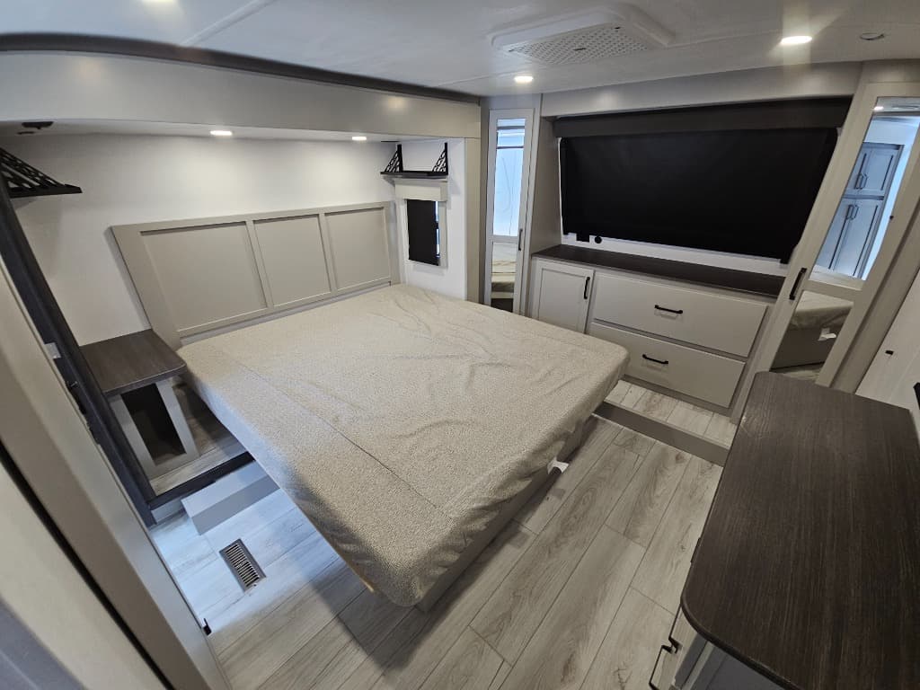 2026 Keystone RV 2026 Keystone RV Montana High Country - thumbnail 52