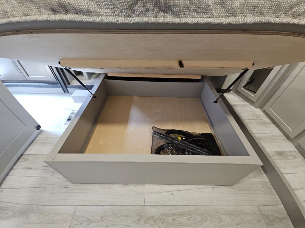 2026 Keystone RV 2026 Keystone RV Montana High Country - thumbnail 54