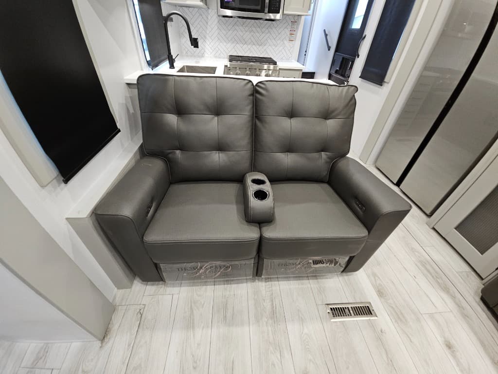 2026 Keystone RV 2026 Keystone RV Montana High Country - thumbnail 22