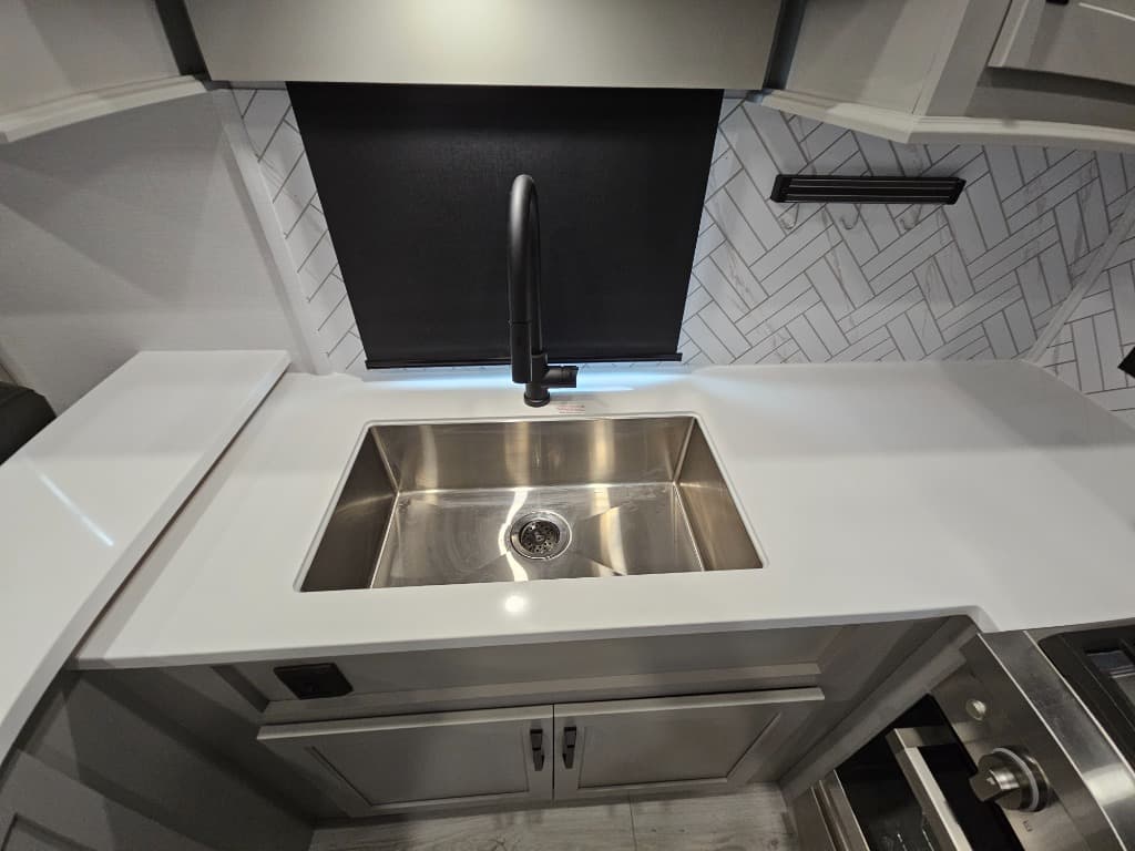 2026 Keystone RV 2026 Keystone RV Montana High Country - thumbnail 27