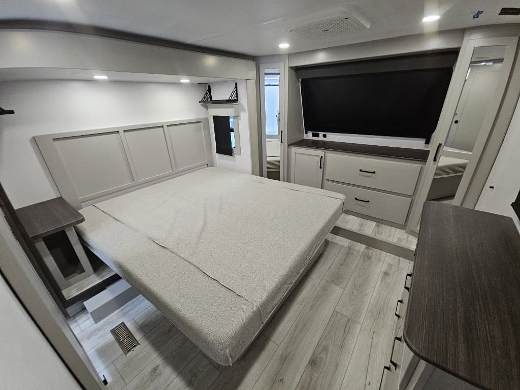 2026 Keystone RV 2026 Keystone RV Montana High Country - thumbnail 47