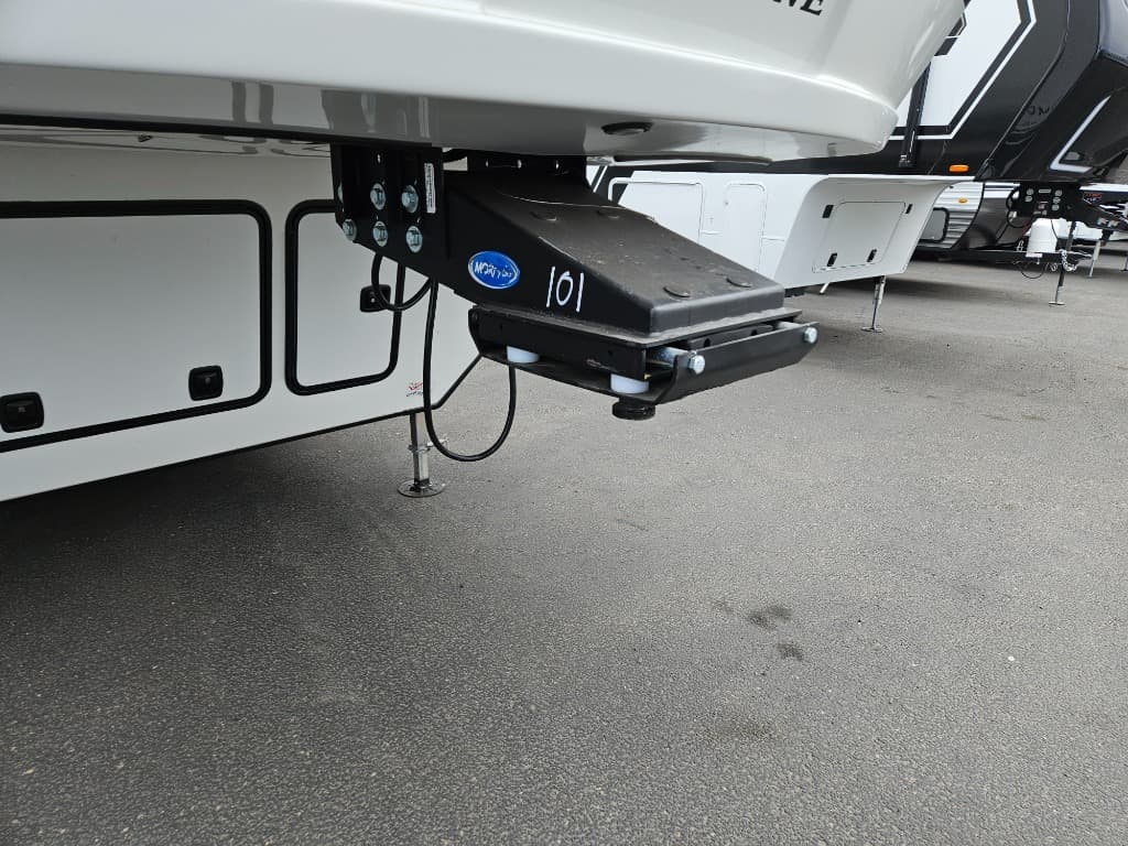 2026 Keystone RV 2026 Keystone RV Montana High Country - thumbnail 53