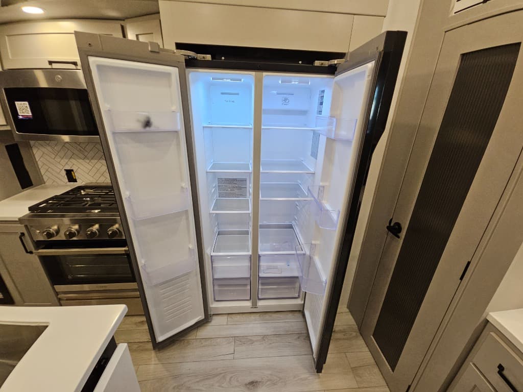 2026 Keystone RV 2026 Keystone RV Montana High Country - thumbnail 25