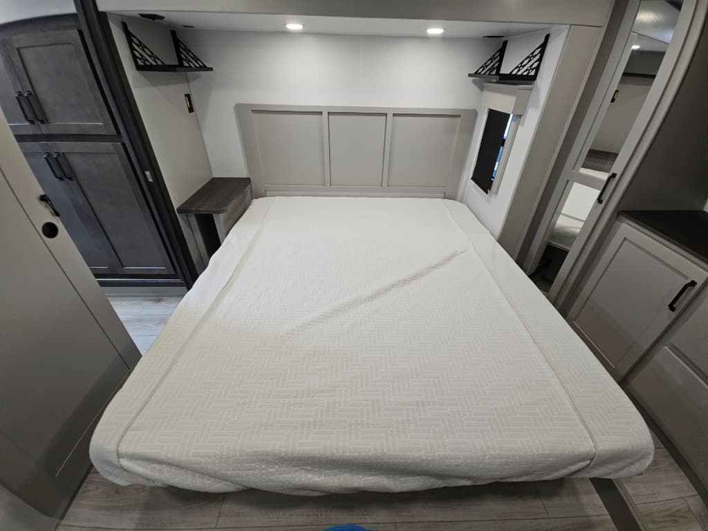 2026 Keystone RV 2026 Keystone RV Montana High Country - thumbnail 47