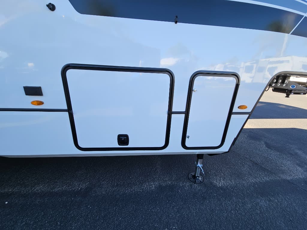 2026 Keystone RV 2026 Keystone RV Montana High Country - thumbnail 57