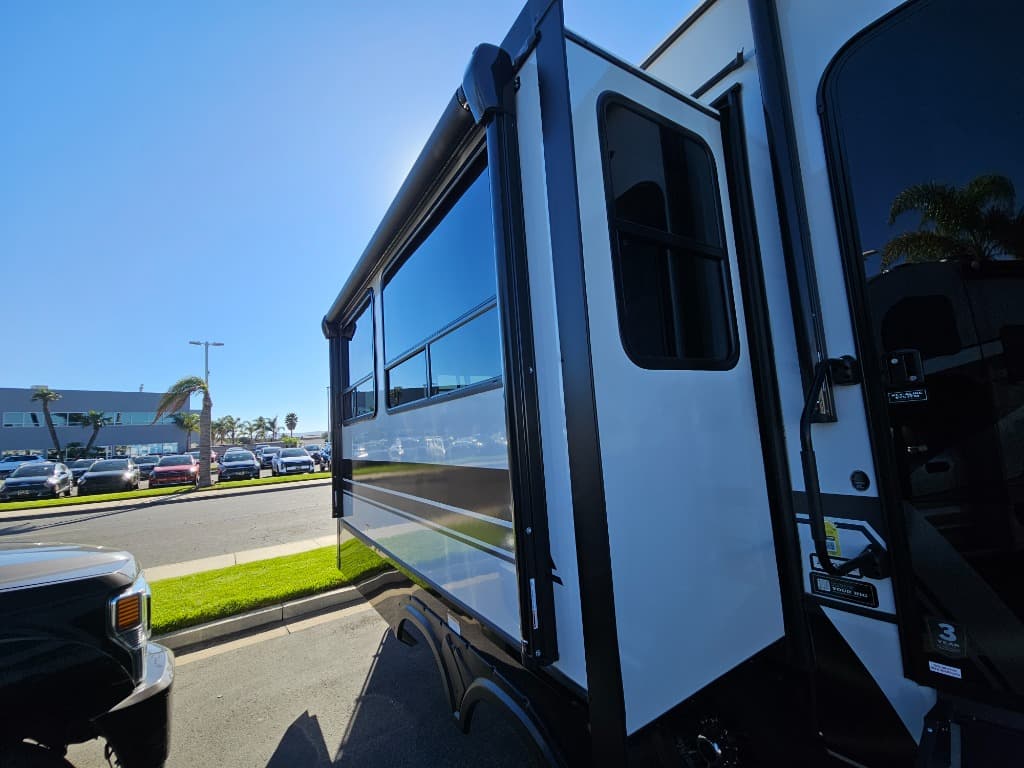 2026 Keystone RV 2026 Keystone RV Montana High Country - thumbnail 61