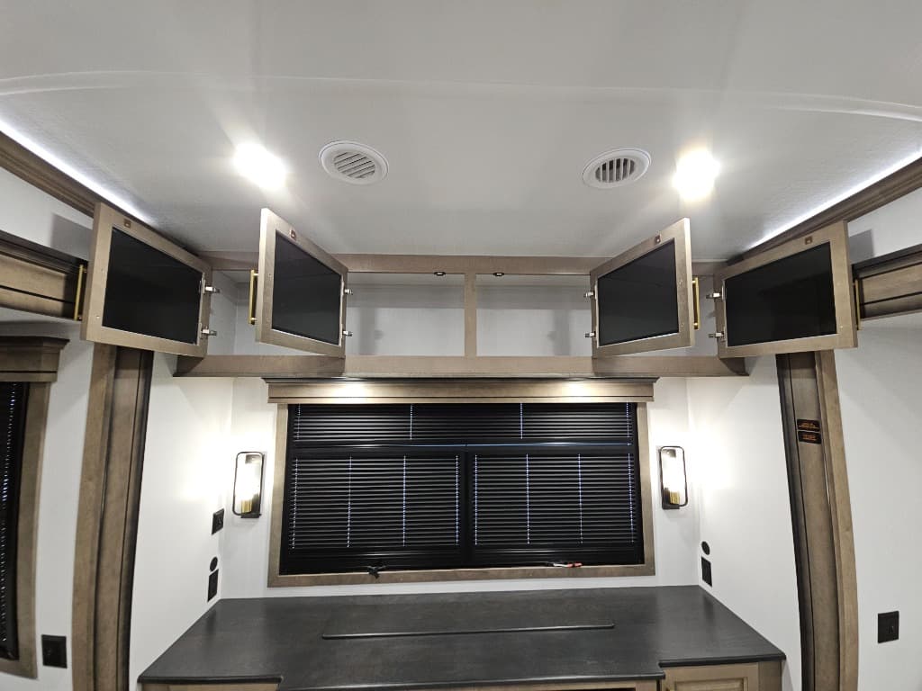 2026 Keystone RV 2026 Keystone RV Montana - thumbnail 15