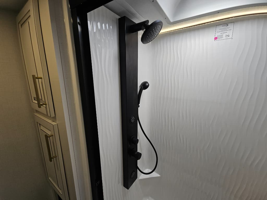 2026 Keystone RV 2026 Keystone RV Montana - thumbnail 41