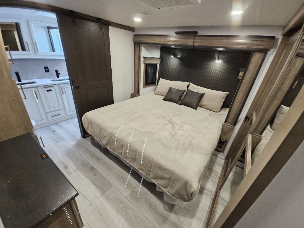 2026 Keystone RV 2026 Keystone RV Montana - thumbnail 40