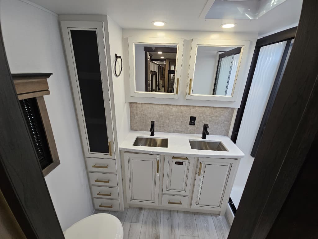 2026 Keystone RV 2026 Keystone RV Montana - thumbnail 48