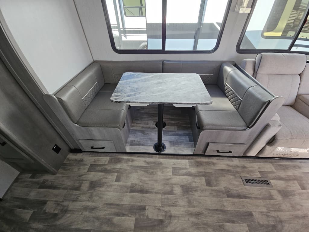 2022 Dutchmen 2022 Dutchmen Kodiak Ultra-Lite - thumbnail 12