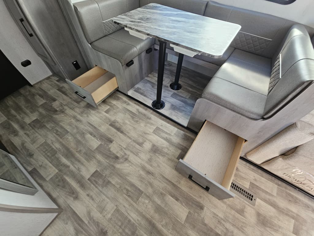 2022 Dutchmen 2022 Dutchmen Kodiak Ultra-Lite - thumbnail 13