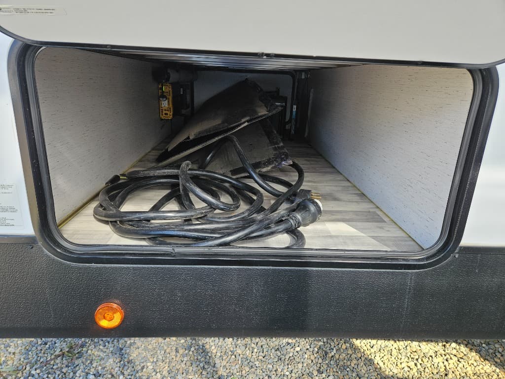 2022 Dutchmen 2022 Dutchmen Kodiak Ultra-Lite - thumbnail 46