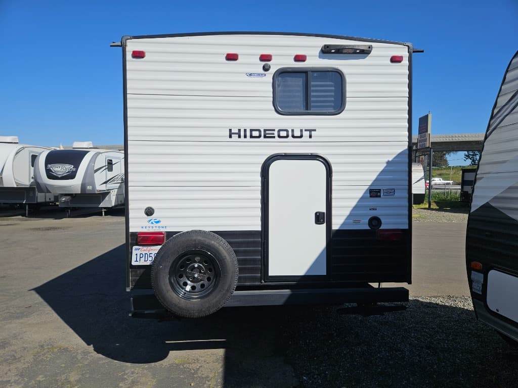 2023 Keystone RV 2023 Keystone RV Hideout - thumbnail 2