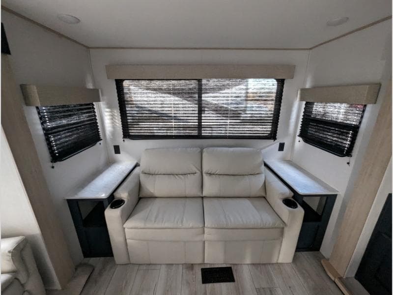 2025 Prime Time RV 2025 Prime Time RV Avenger - thumbnail 9