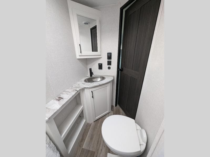 2025 Venture RV 2025 Venture RV Stratus - thumbnail 5