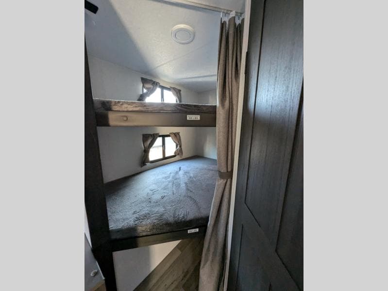 2025 Venture RV 2025 Venture RV Stratus - thumbnail 8