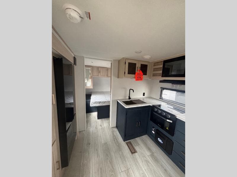 2025 Prime Time RV 2025 Prime Time RV Avenger - thumbnail 6