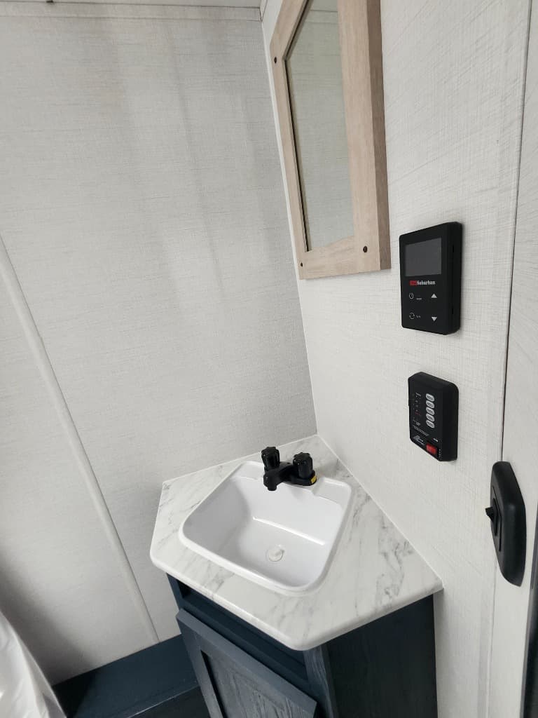 2025 Prime Time RV 2025 Prime Time RV Avenger - thumbnail 21