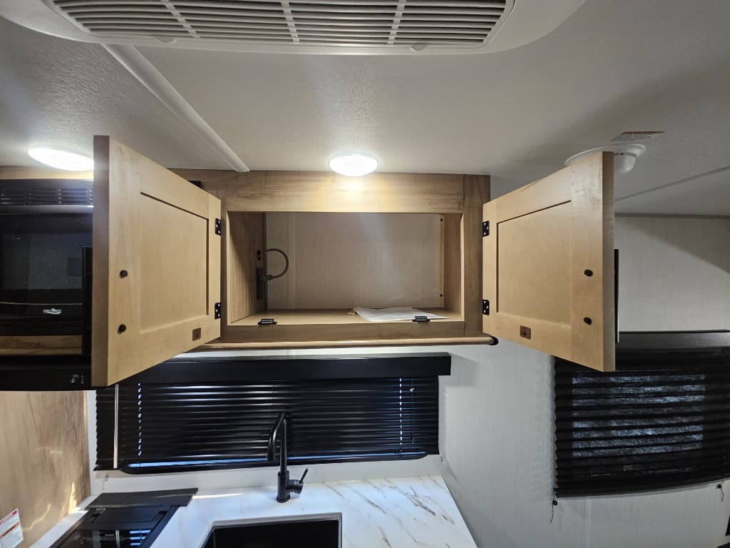 2025 Forest River 2025 Forest River Cherokee Wolf Pup - thumbnail 12