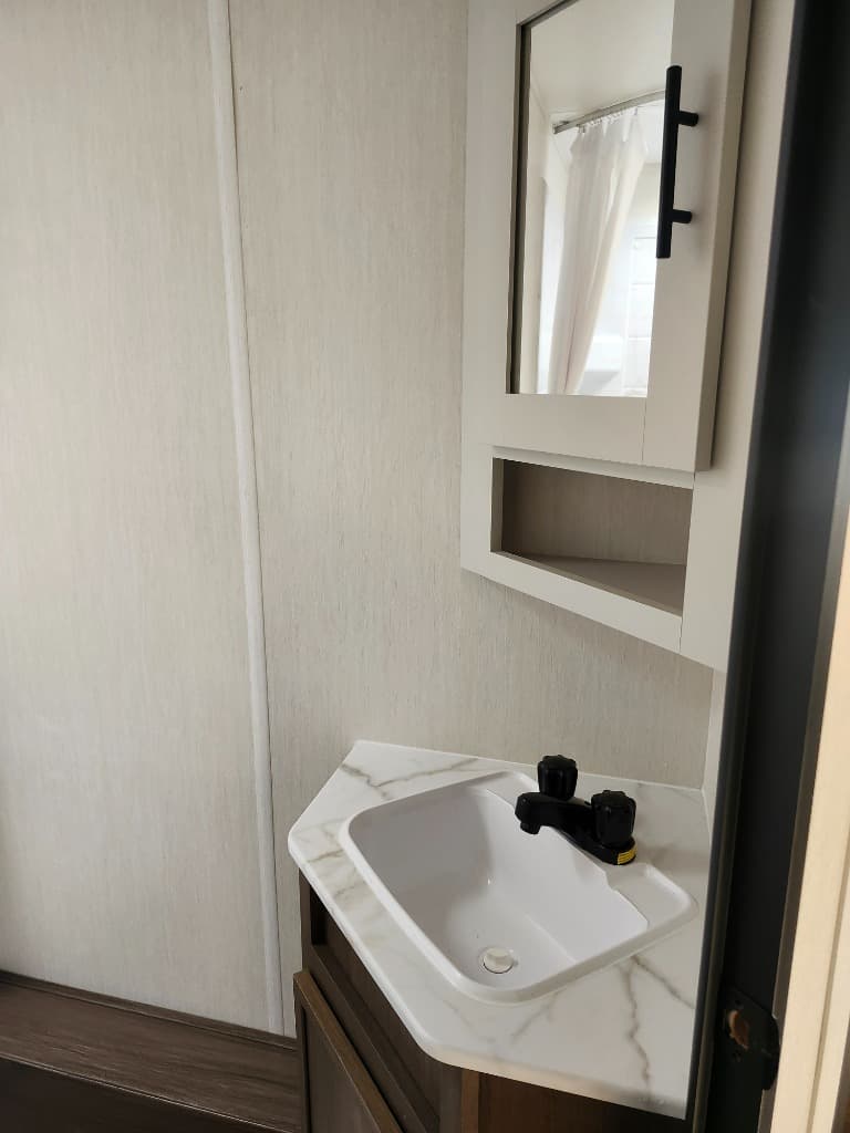 2025 Prime Time RV 2025 Prime Time RV Avenger - thumbnail 21