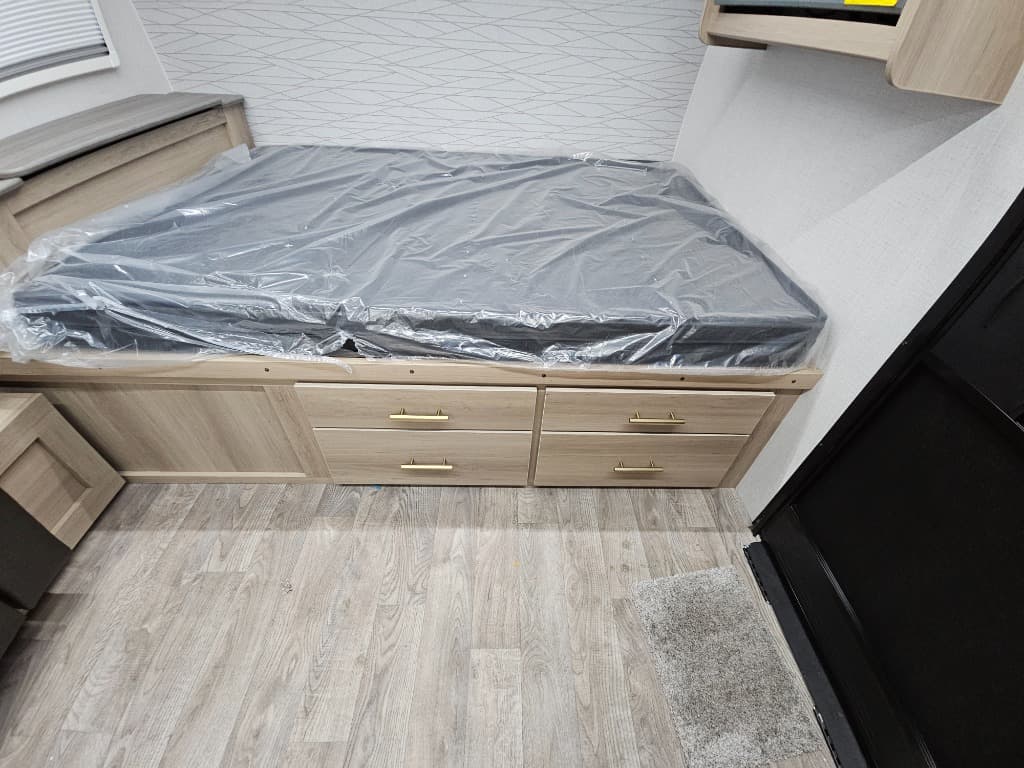 2025 Keystone RV 2025 Keystone RV Outback - thumbnail 30