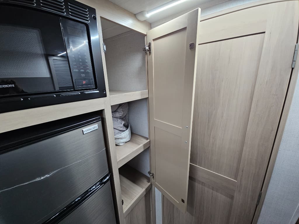 2025 Keystone RV 2025 Keystone RV Outback - thumbnail 47