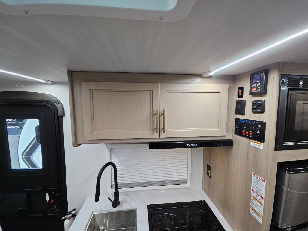 2025 Keystone RV 2025 Keystone RV Outback - thumbnail 52