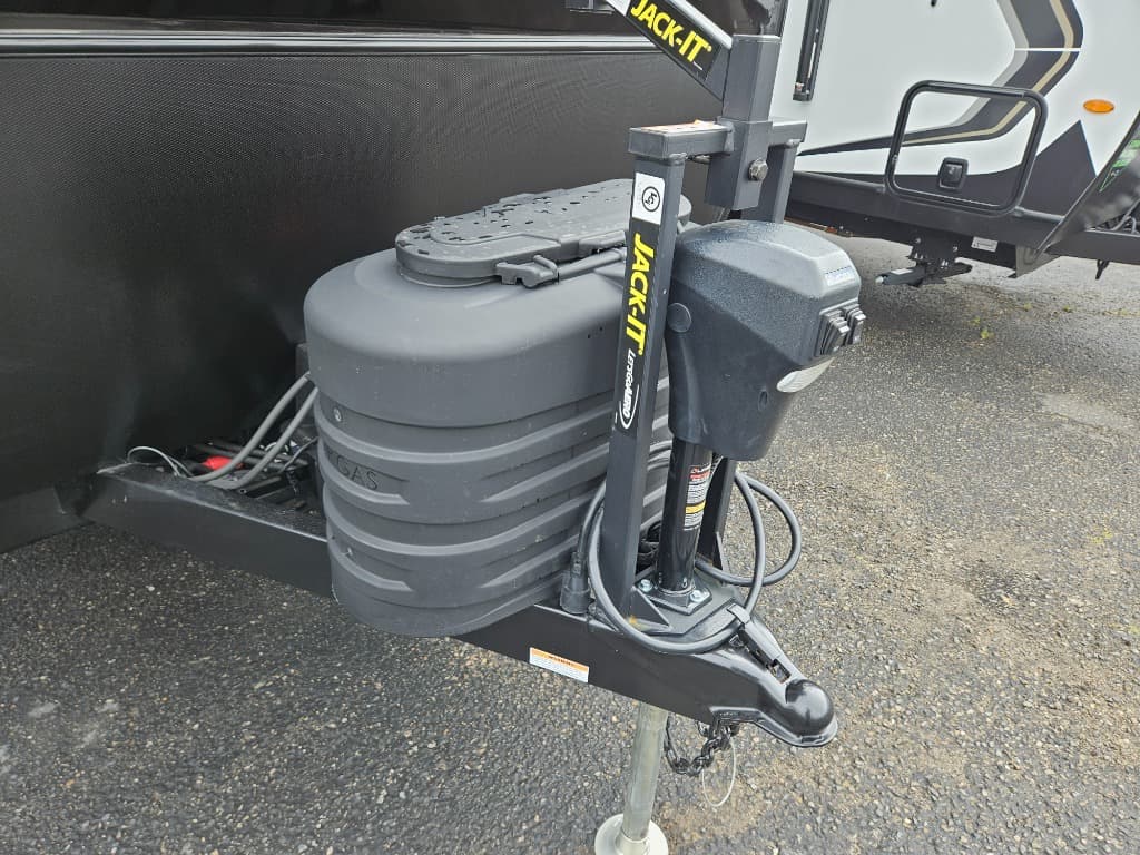 2025 Keystone RV 2025 Keystone RV Outback - thumbnail 9