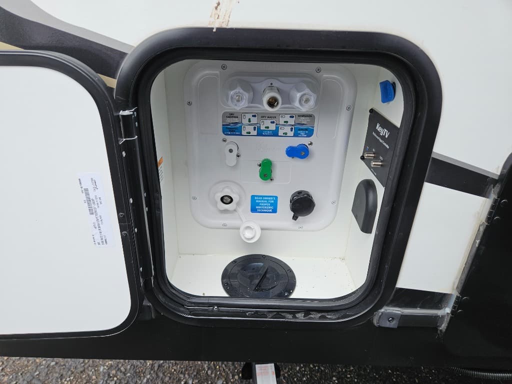 2025 Keystone RV 2025 Keystone RV Outback - thumbnail 30