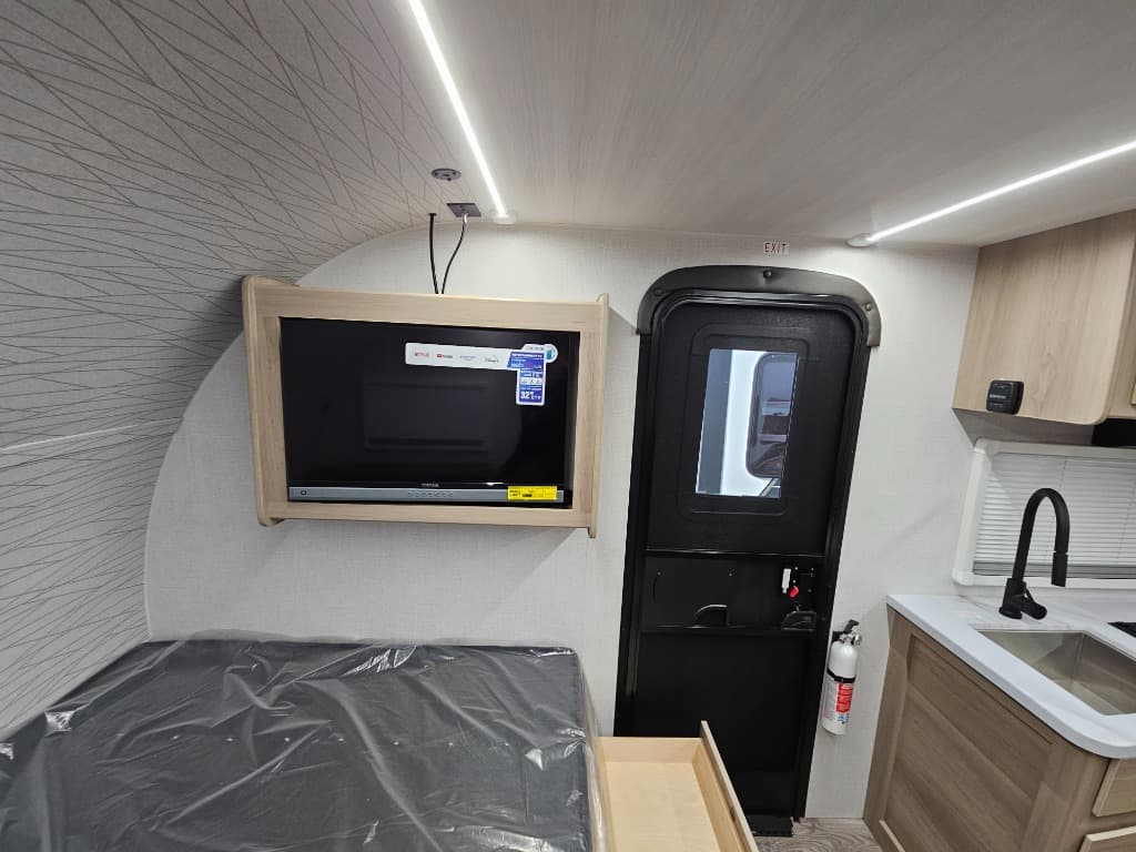 2025 Keystone RV 2025 Keystone RV Outback - thumbnail 34