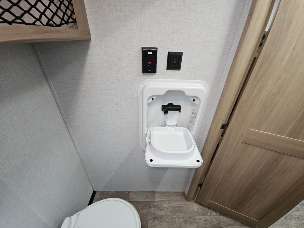 2025 Keystone RV 2025 Keystone RV Outback - thumbnail 46