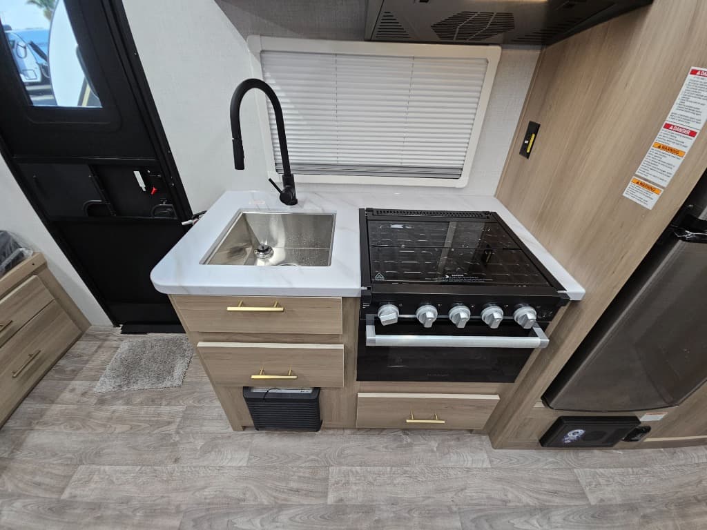 2025 Keystone RV 2025 Keystone RV Outback - thumbnail 56