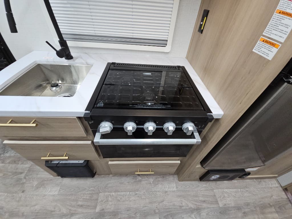 2025 Keystone RV 2025 Keystone RV Outback - thumbnail 57