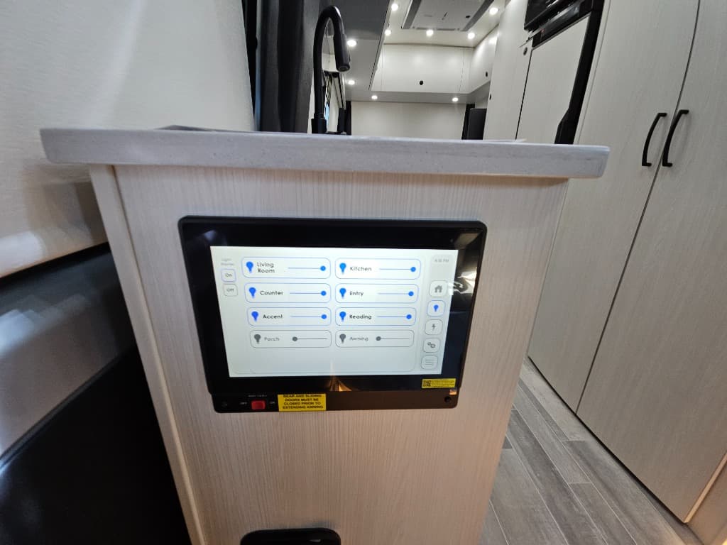 2025 Pleasure-Way 2025 Pleasure-Way Plateau - thumbnail 12