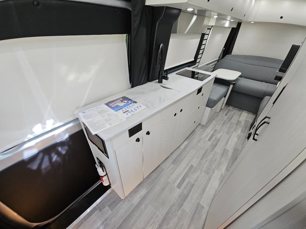 2025 Pleasure-Way 2025 Pleasure-Way Plateau - thumbnail 18