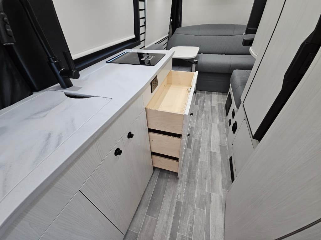 2025 Pleasure-Way 2025 Pleasure-Way Plateau - thumbnail 20