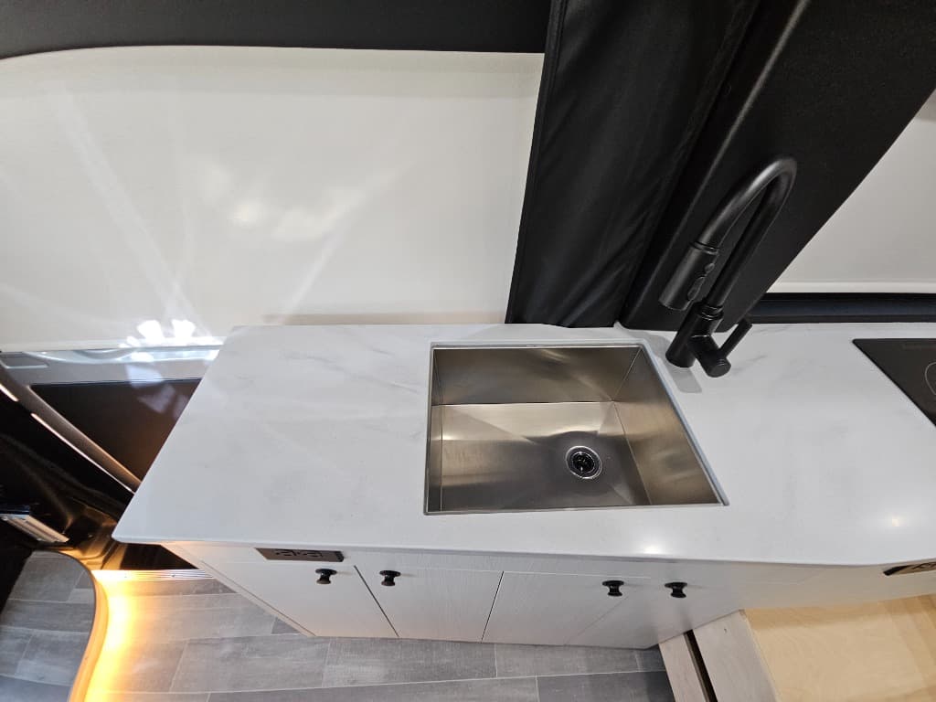 2025 Pleasure-Way 2025 Pleasure-Way Plateau - thumbnail 21