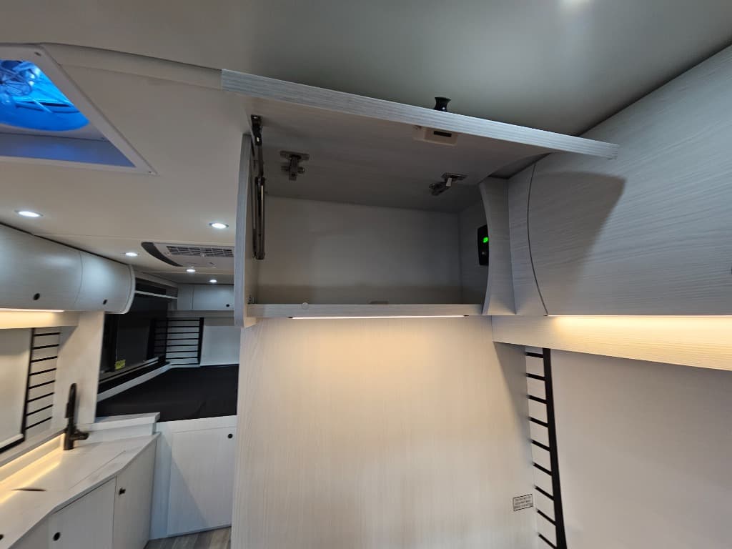 2025 Pleasure-Way 2025 Pleasure-Way Plateau - thumbnail 15