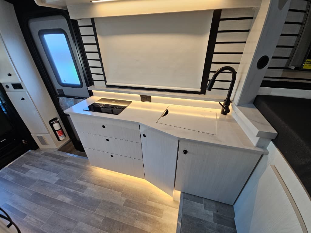 2025 Pleasure-Way 2025 Pleasure-Way Plateau - thumbnail 32