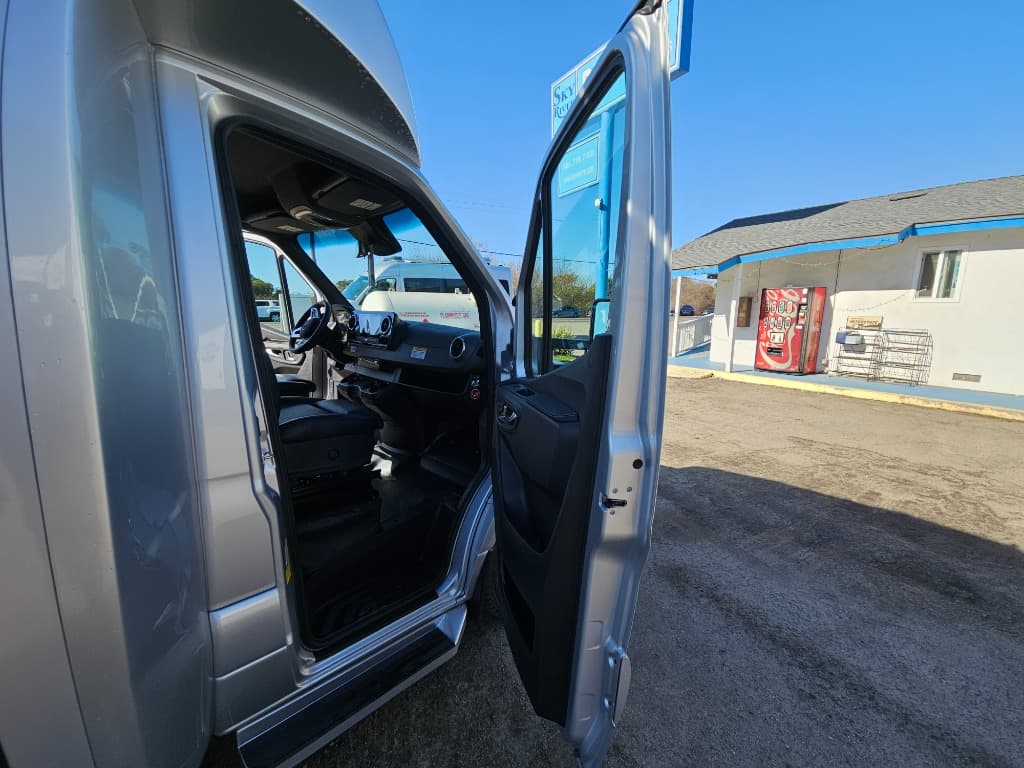 2025 Pleasure-Way 2025 Pleasure-Way Plateau - thumbnail 73