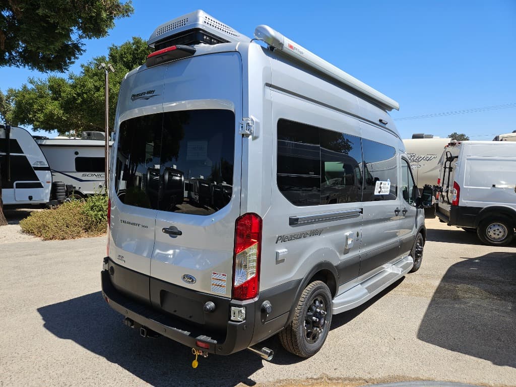 2026 Pleasure-Way 2026 Pleasure-Way Ontour - thumbnail 2